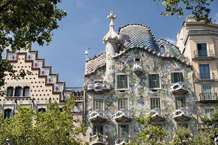 Fachada del la casa Batlló diseñada por Gaudí en el Paseo de Gràcia de Barcelona