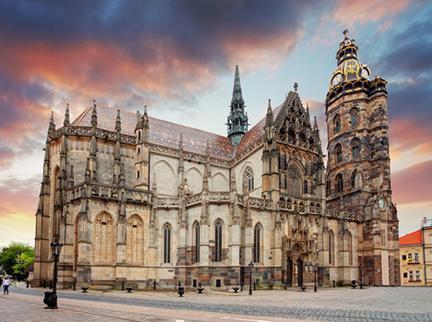 Catedral de Santa Isabel de Košice, la más grande de Eslovaquia