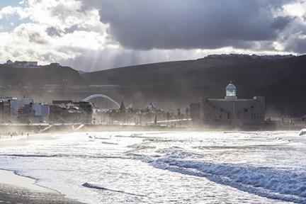 Playa de las Canteras en Las Palmas de Gran Canaria