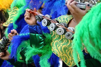Plumas y color del mundialmente conocido Carnaval de Tenerife