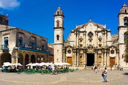 Catedral y plaza de la Habana, Cuba