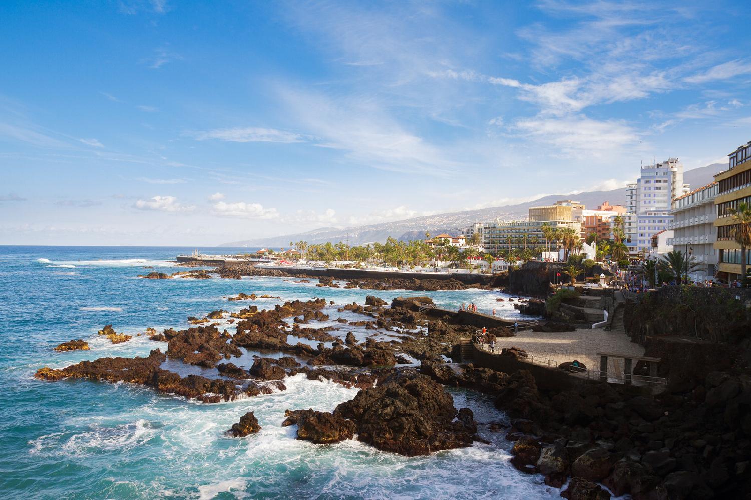 Skyline de Puerto de la Cruz en la isla de Tenerife