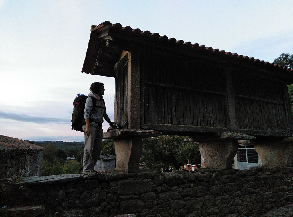 El Camino de Santiago de Mochileros de viaje