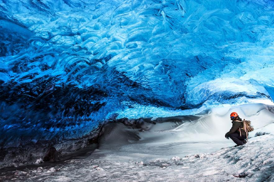 Cueva de hielo en Islandia